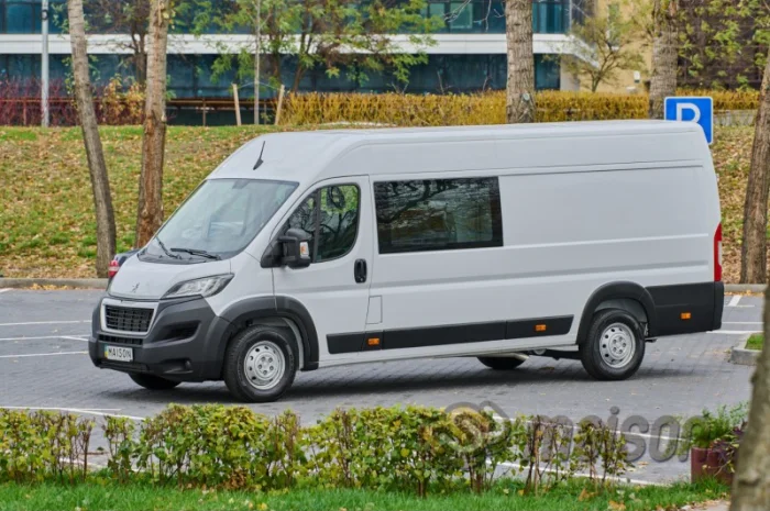 Переоборудование Peugeot Boxer для комфортного перевозки- фото № 9