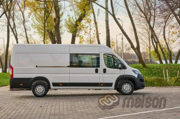 Переобладнання Peugeot Boxer у вантажопасажирський- фото № 1