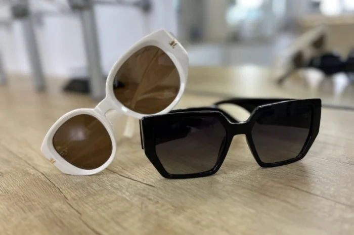 Контактные линзы, оправы и солнцезащитные очки в Киеве- фото № 5