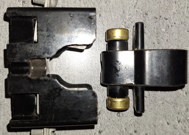 Тримач запобіжника ПР-1М с плавкой вставкой- фото № 1