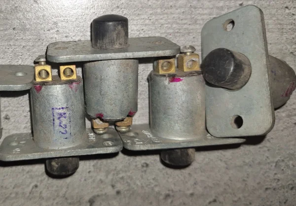 ВК-34 - Вимикач сигналу для водіїв- фото № 1