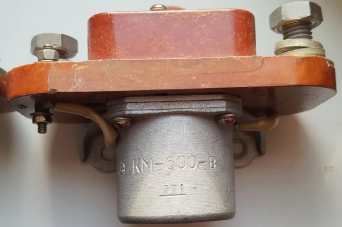 Контактор КМ-600 В для електрообладнання- фото № 1