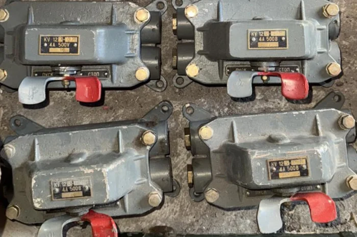 Кнопковый пост управления КУ123-13м в продаже- фото № 1