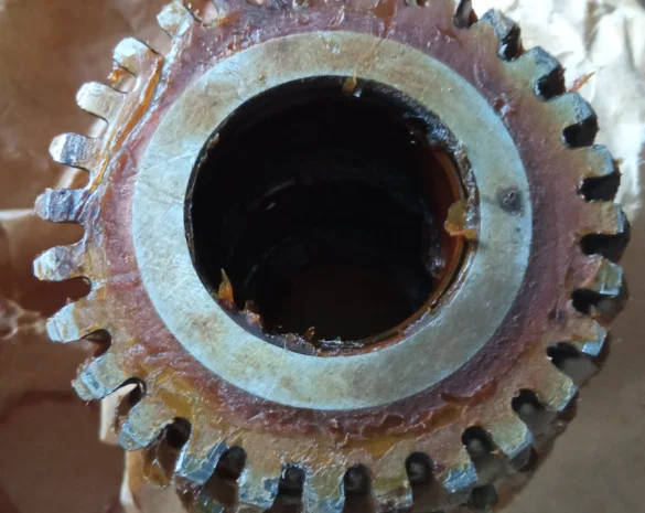 Шестерня масляного насоса 236-1011202 з втулкою- фото № 1