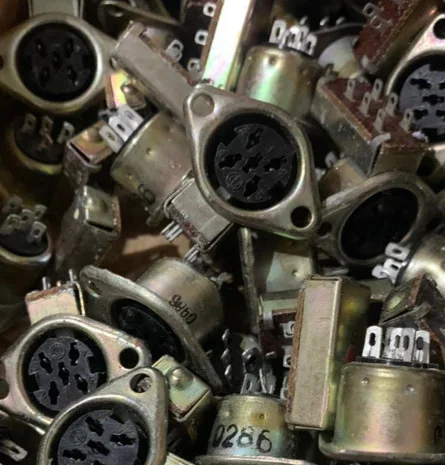 Роз'єм ОНЦ-ВГ-12-5/16 для електричних ланцюгів- фото № 1