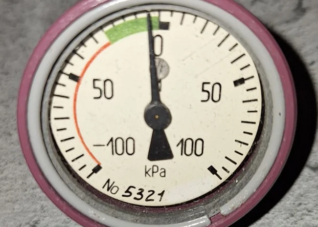 Мановакуумметр МВ-1/4 для фільтра масляного ГСТ- фото № 1