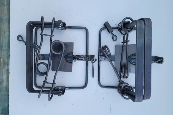 Капкан №3 для ловлі тварин- фото № 2