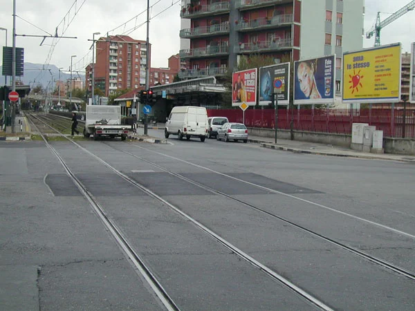 Бітумна дорожня стрічка Fugenband W 75 х 5 мм для ремонту- фото № 8