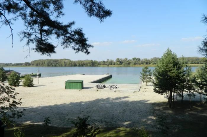 Продается VIP коттедж с евроремонтом на берегу Днепра с собственным пляжем- фото № 17