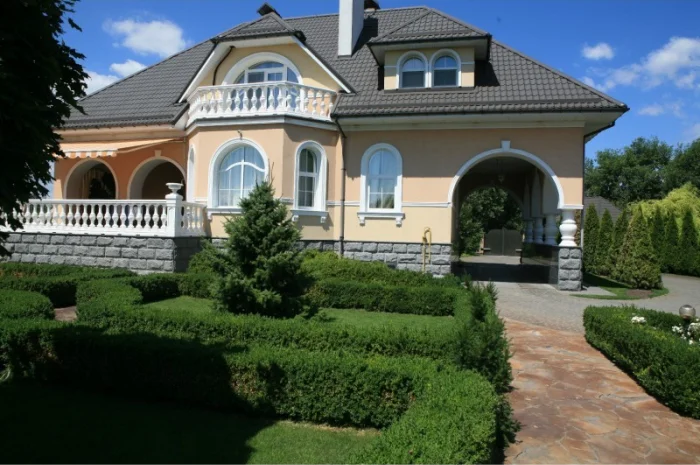 Элитное домовладение с бассейном и сауной в г. Черкассы- фото № 1