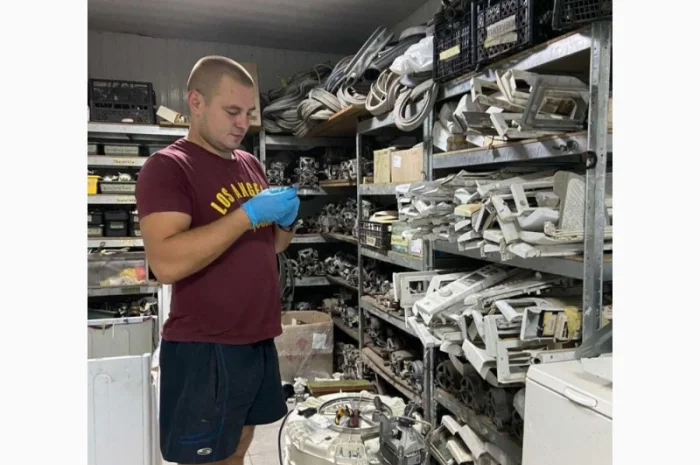 Продаются новые и б/у запчасти для стиральных машин- фото № 1