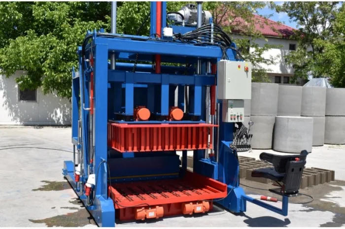 Мобільний вібропрес Svemlo SUMAB 4800 у продажу- фото № 16