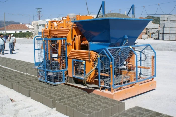 Мобільний вібропрес Svemlo SUMAB 4800 у продажу- фото № 11