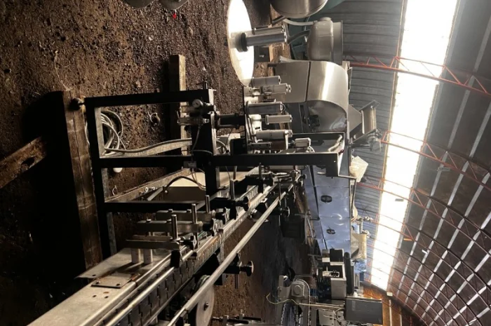 Етикетувальна машина для циліндричних ємностей- фото № 3