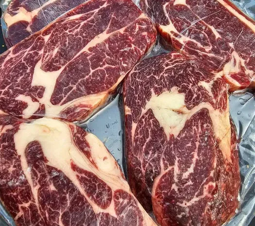 Стейки из мраморной конины- фото № 1
