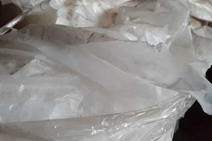 Продажа вторсырья: полиэтилен, стрейч пленка, картон- фото № 1