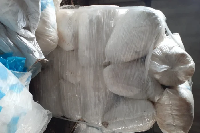 Продажа вторсырья: полиэтилен, стрейч пленка, картон- фото № 5