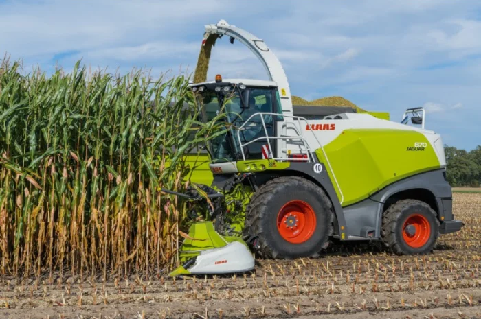 Услуги силосного комбайна в Житомирской области- фото № 1