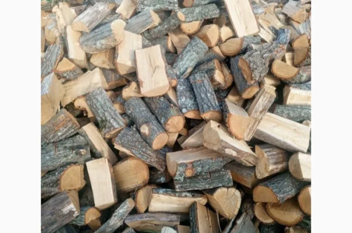 Продаются рубленные дрова твердых сортов: дуб, граб, ясень в Луцке- фото № 1