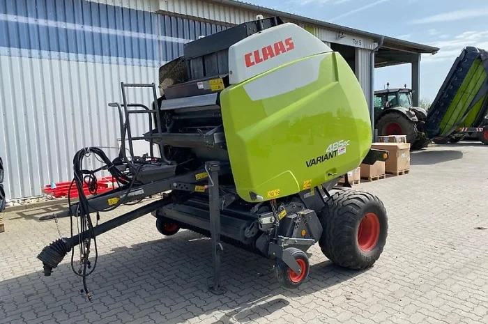 Прес-підбирач рулонний Claas VARIANT 485 RC (2017)- фото № 1