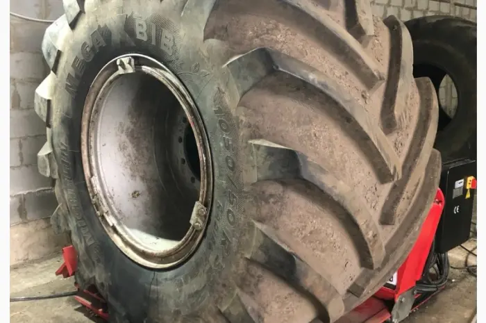 Шина 1050/50R32 Michelin для бурякозбиральных комбайнов- фото № 1