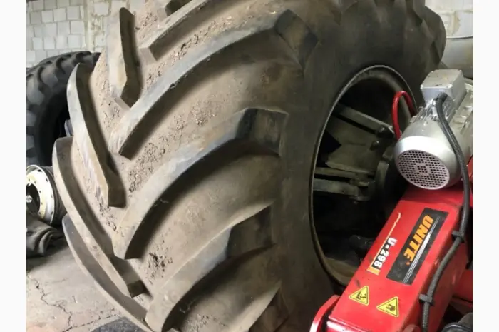 Шина 1050/50R32 Michelin для бурякозбиральных комбайнов- фото № 2