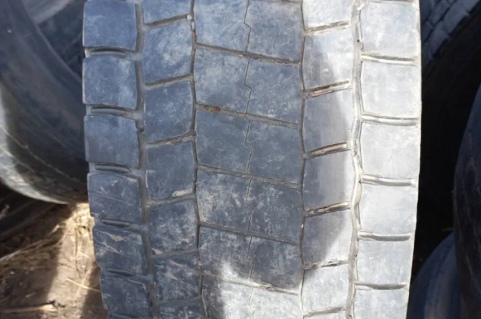 Бв шина 315/70-R22.5 Bridgestone- фото № 6
