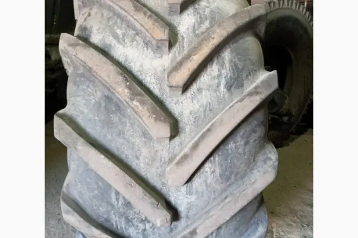 Бу шина 900/60R32 (35.5-R32) Michelin (р32) на комбайн- фото № 1