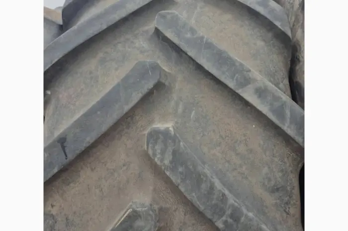 Б/у шини на трактор 710/70-R42 та 600/70R30 Michelin Megaxbib- фото № 3