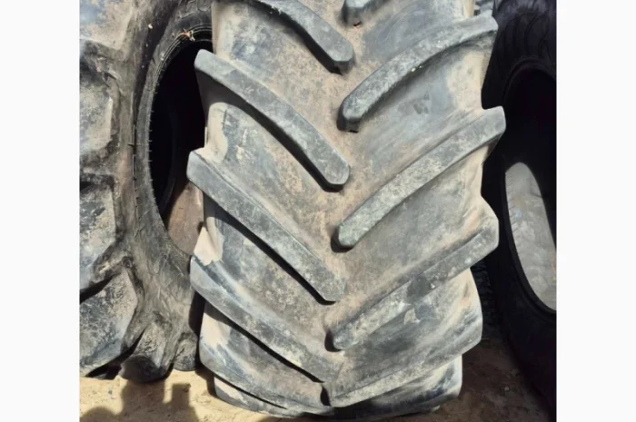 Бу шина 800/65r32 (30.5р32) michelin- фото № 1