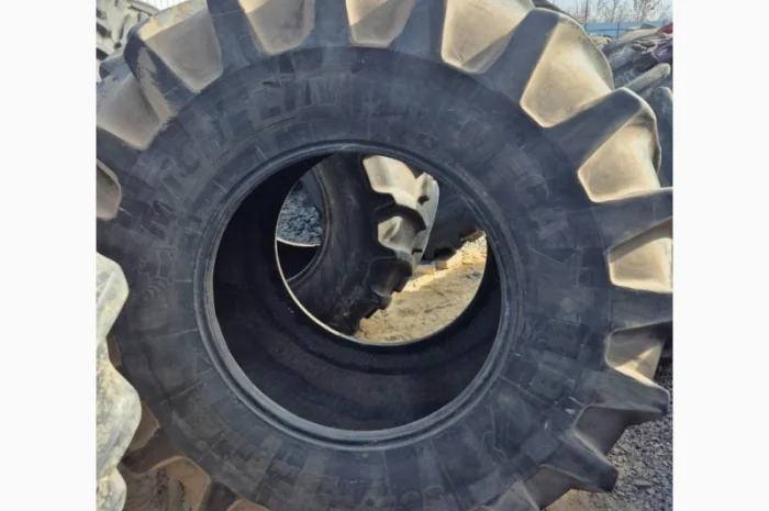 Бу шина 800/65r32 (30.5р32) michelin- фото № 3