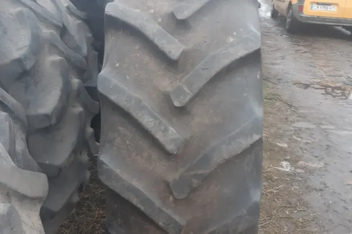 Бу шина 480/70R30 (19/5L30) 19.5-30 Goodyear- фото № 1