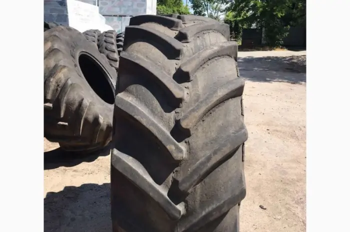 Бу шина 650/75r32 Continental (пара)- фото № 2