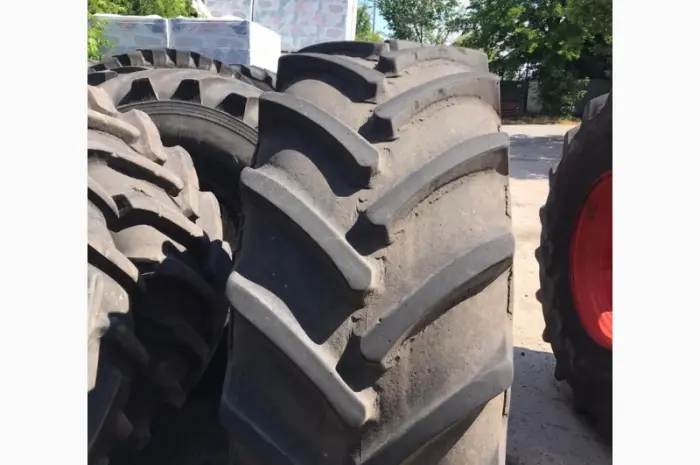 Бу шина 650/75r32 Continental (пара)- фото № 3