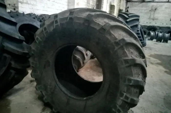 Бу шина 800/65r32 Alliance на комбайн (181А8)- фото № 3