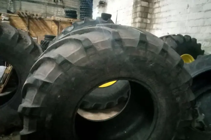 Бу шина 800/65r32 Alliance на комбайн (181А8)- фото № 8