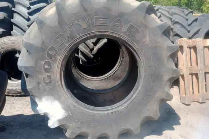 Бу шина 650/70r32 Goodyear- фото № 5