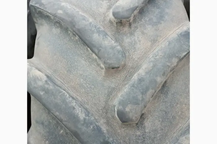 Бу шина 710/75R42 Michelin (пара) Днепр на трактор Fendt John Deer- фото № 1