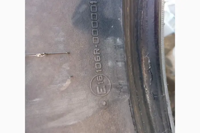 Бу шина 710/75R42 Michelin (пара) Днепр на трактор Fendt John Deer- фото № 8