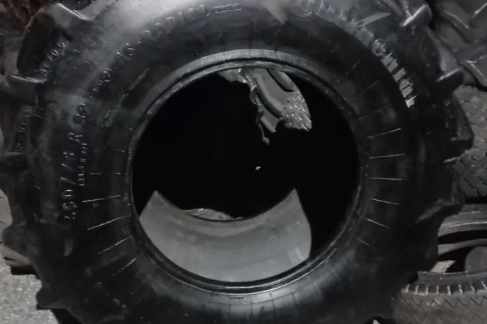 Бу шина 650/75R32 (24.5-R32) Continental на комбайн- фото № 2