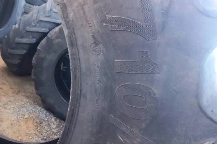 Бу шина 710/75R42Mitas- фото № 4