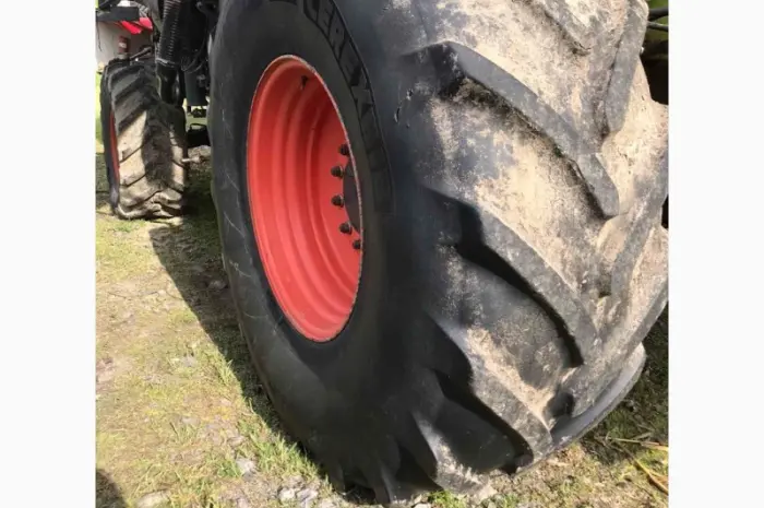 Б/у колесо 680/85R32 Michelin на комбайн Lexion 580- фото № 1