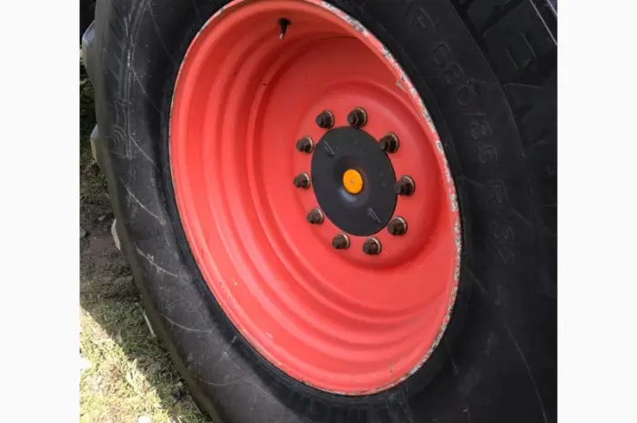 Б/у колесо 680/85R32 Michelin на комбайн Lexion 580- фото № 2