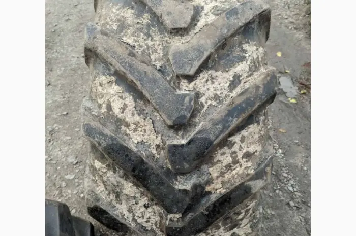 Бу шина 17.5R24 (460/70R24) Michelin XCML на маниту телескопический погрузчик- фото № 1