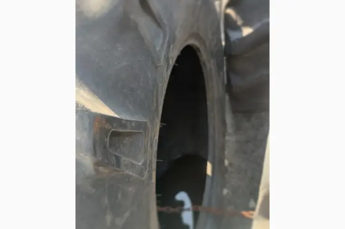 Бу шина 14.9-24 (380/85R24) BKT на трактор- фото № 5