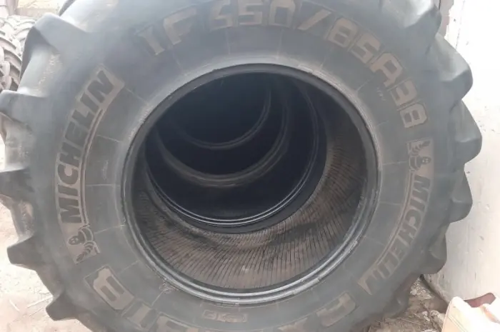 Бу шина IF 650/85R38 Michelin AxioBib (пара на трактор) 2016- фото № 1