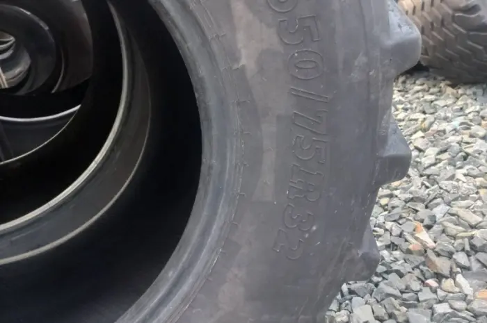 Б-у шина 650/75R32 (24.5-R32) BKT на комбайн- фото № 3