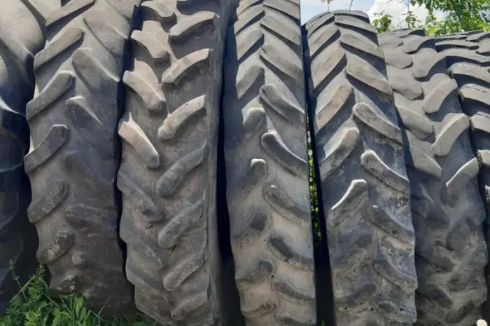Бу шина 380/105R50 Firestone (опрыскиватель)- фото № 3