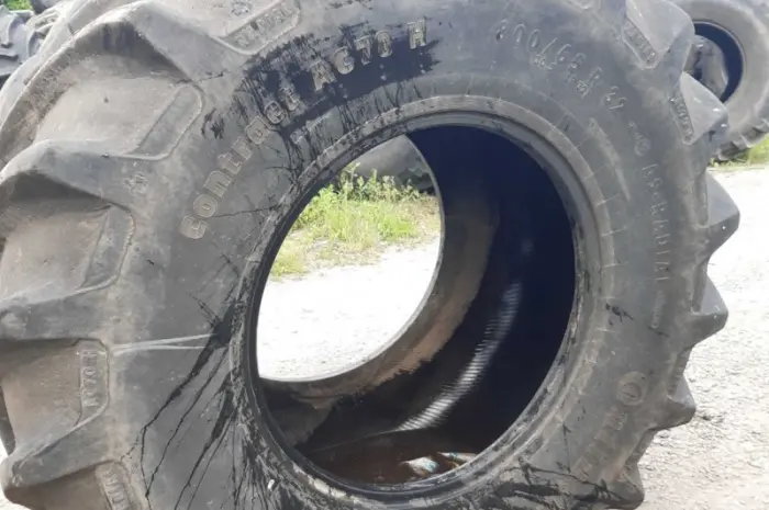Бу шина 800/65R32 (30.5-R32) Continental- фото № 2