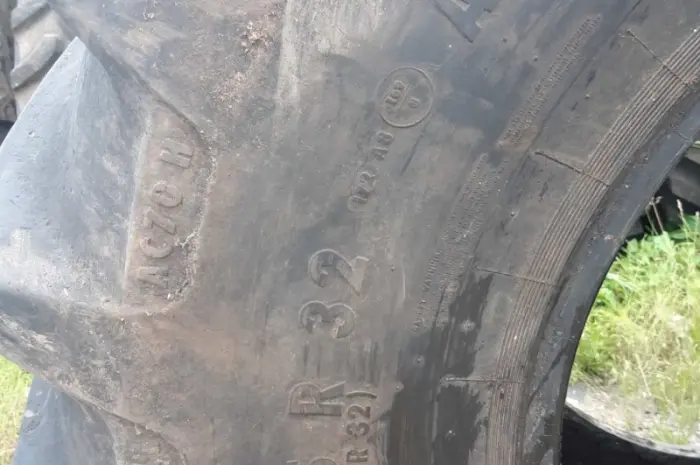 Бу шина 800/65R32 (30.5-R32) Continental- фото № 6